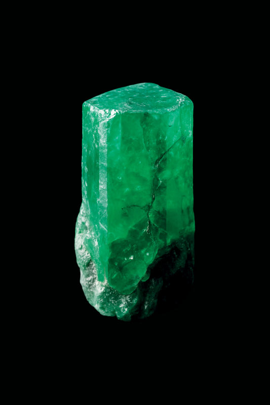 Scientific mineral illustration of Emerald